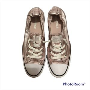 Converse Metallic Rose Quartz  Shoreline Sneakers, Size 8. Excellent condition.